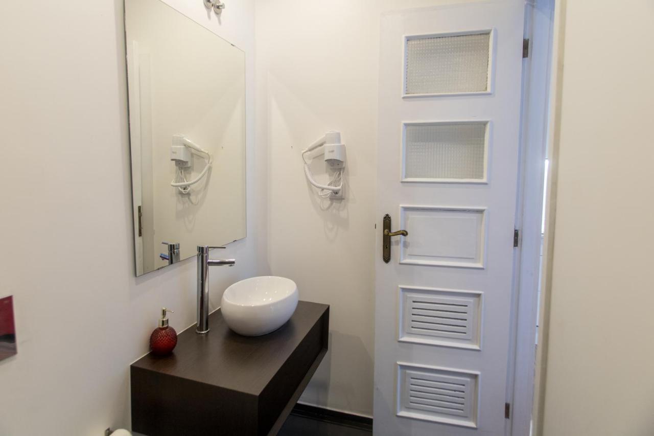 Almada Studios & Suites Porto Eksteriør billede