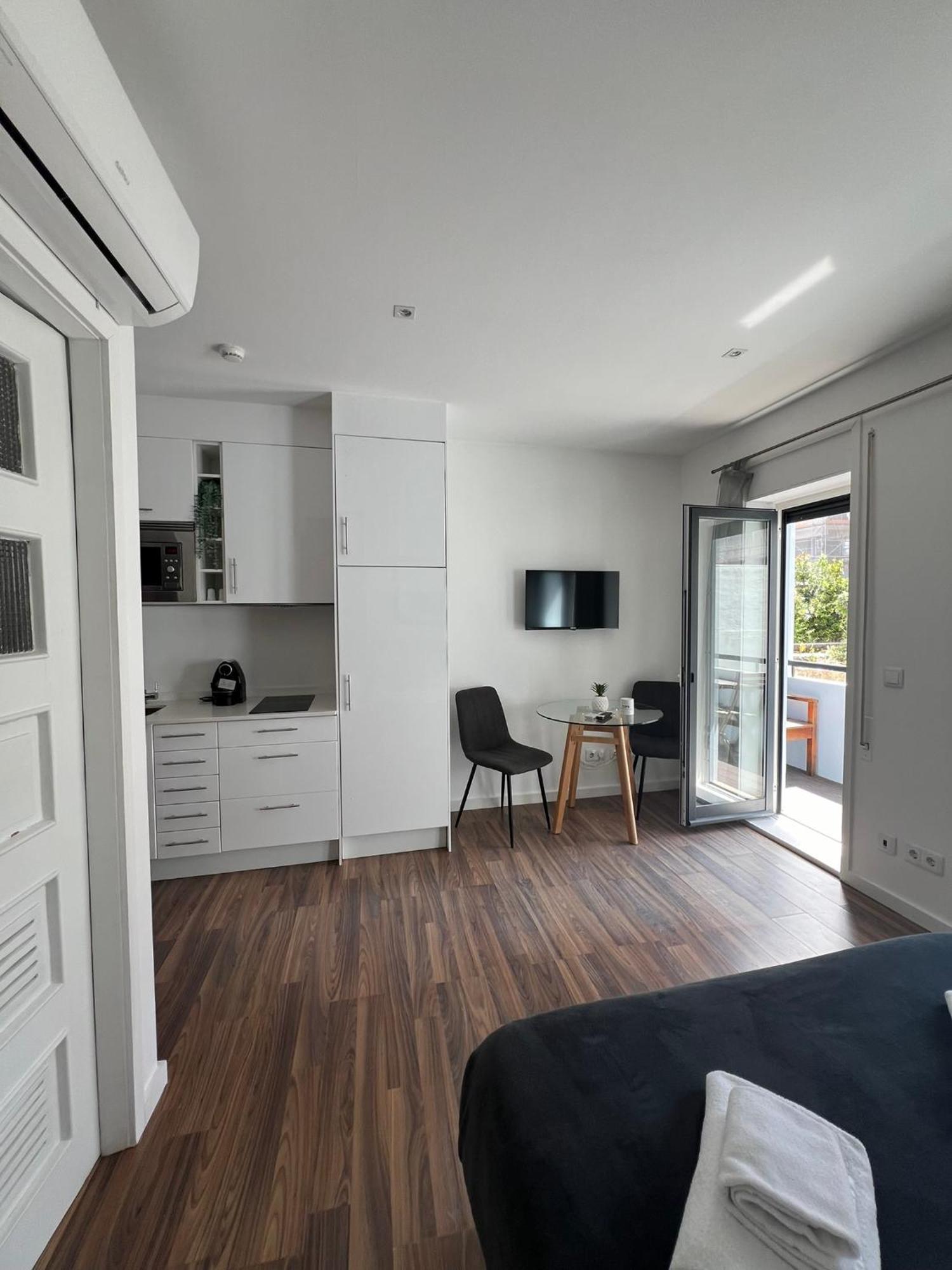 Almada Studios & Suites Porto Eksteriør billede