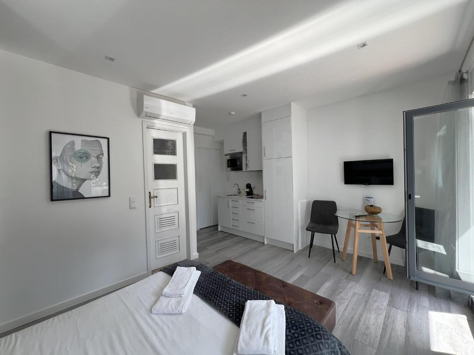 Almada Studios & Suites Porto Eksteriør billede