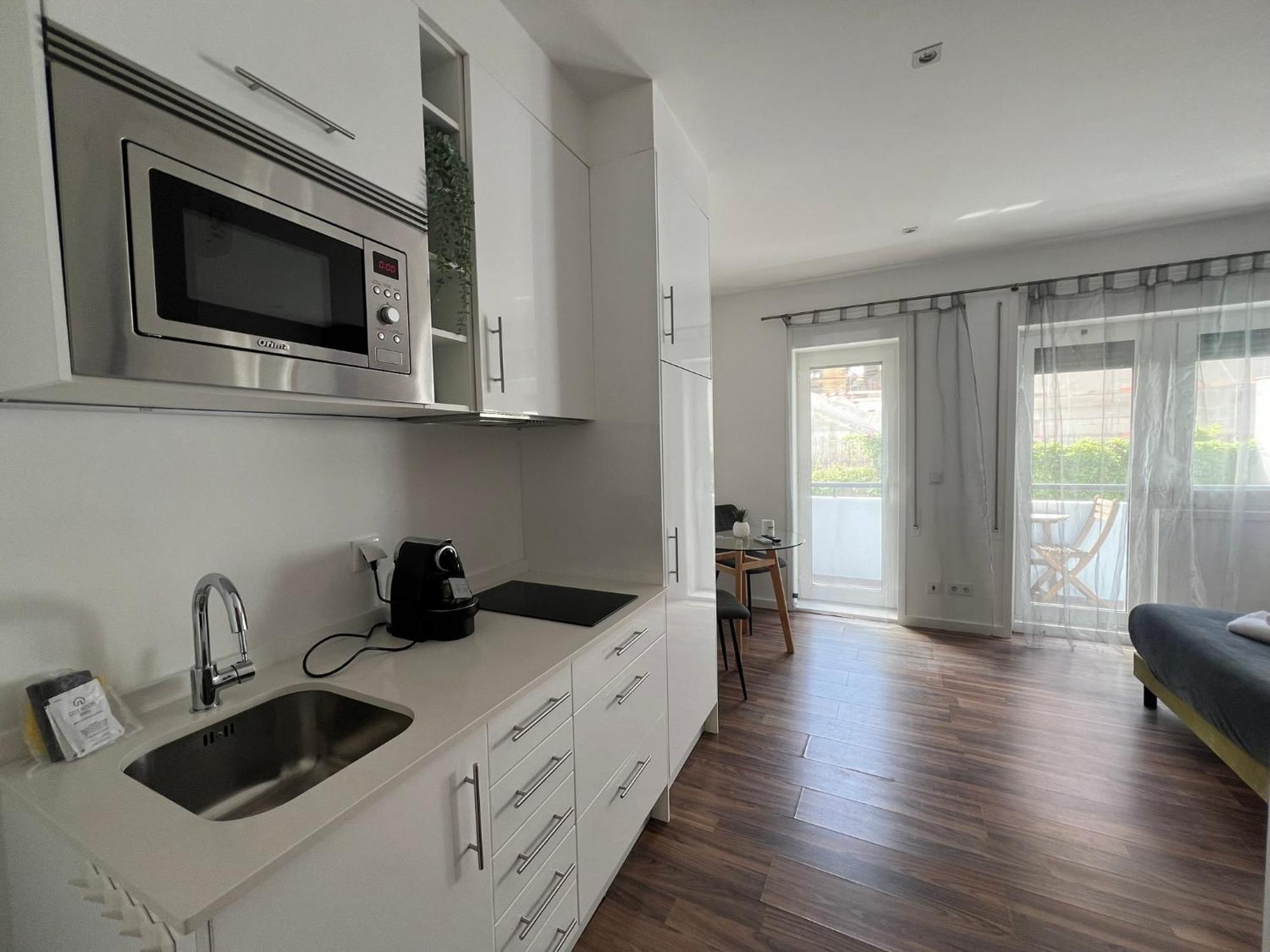 Almada Studios & Suites Porto Eksteriør billede