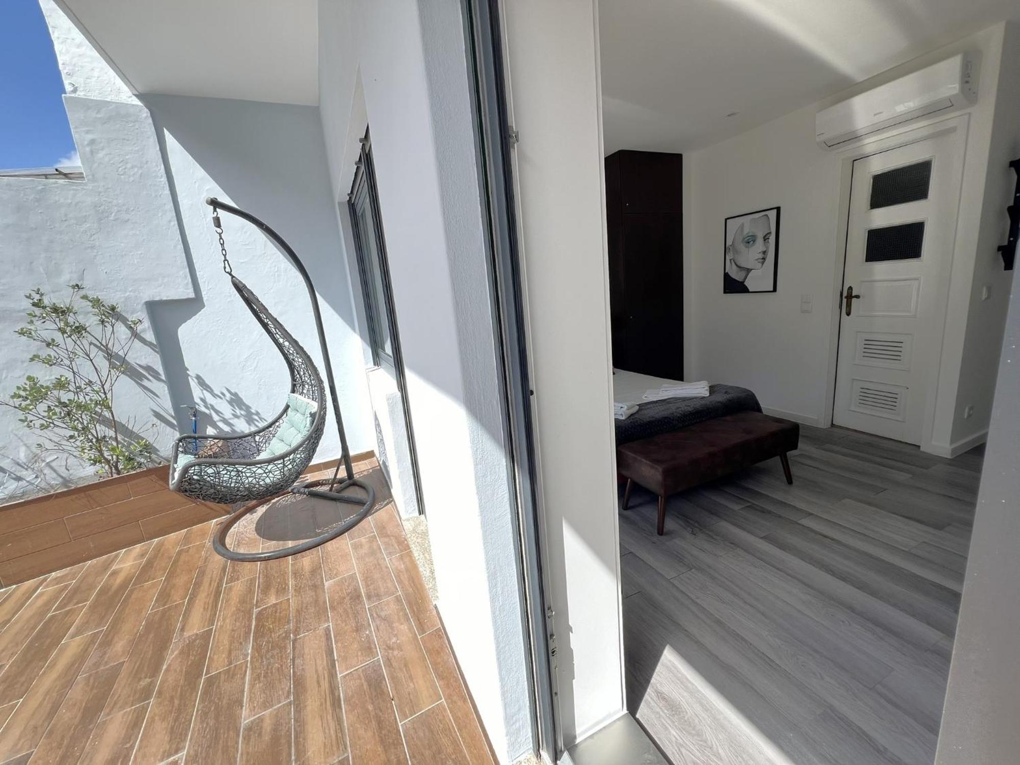 Almada Studios & Suites Porto Eksteriør billede