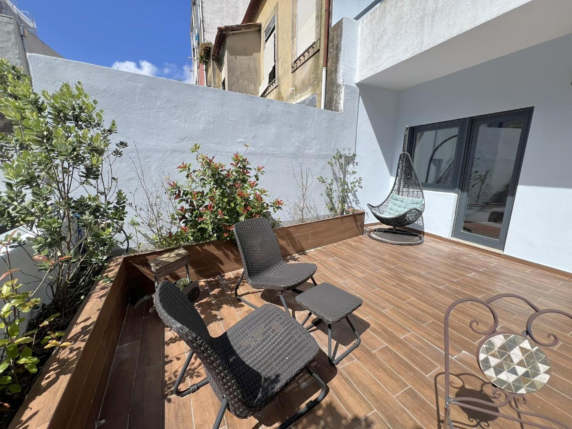 Almada Studios & Suites Porto Eksteriør billede